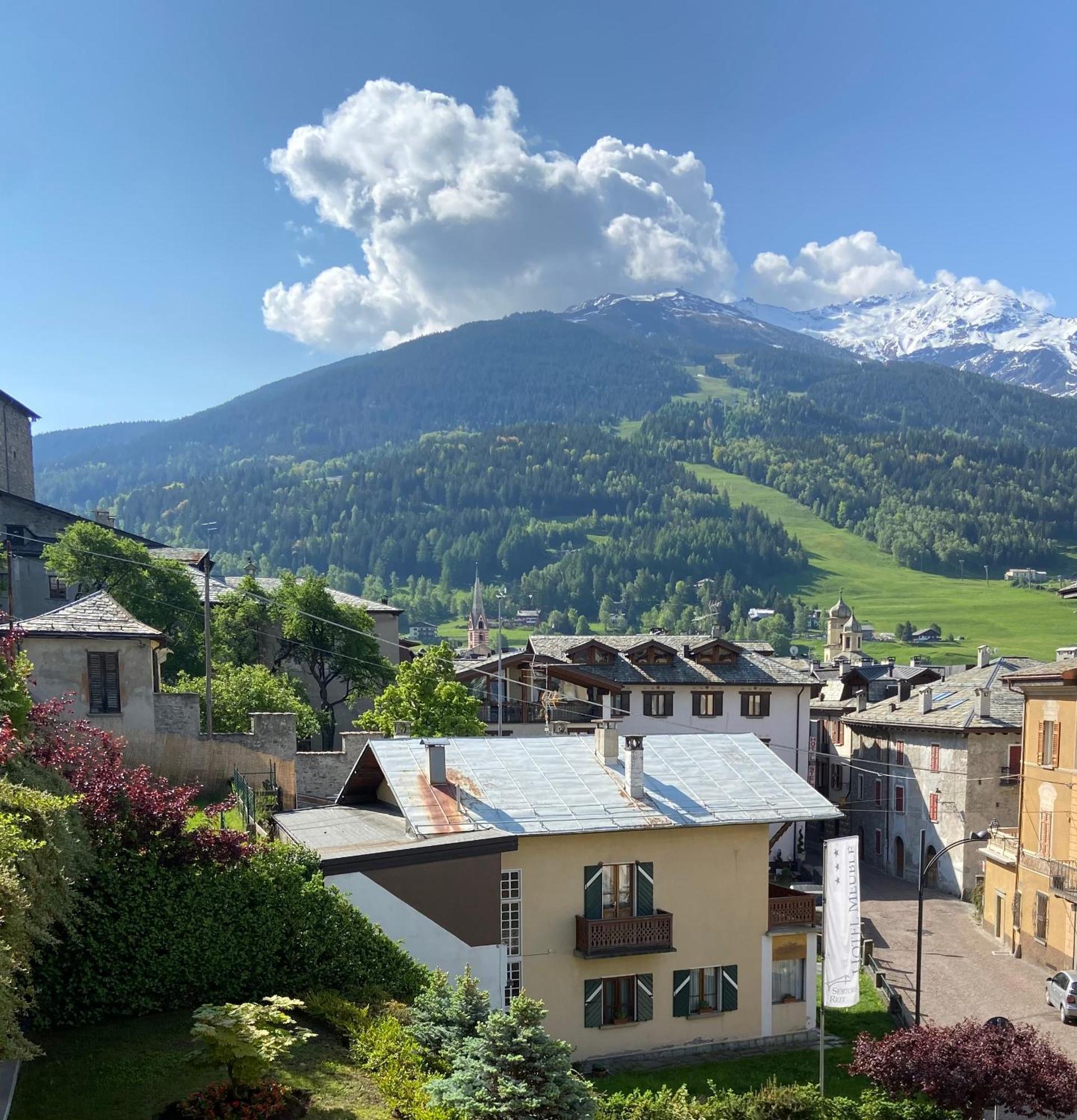 Hotel Meuble Sertorelli Reit Bormio Exterior foto